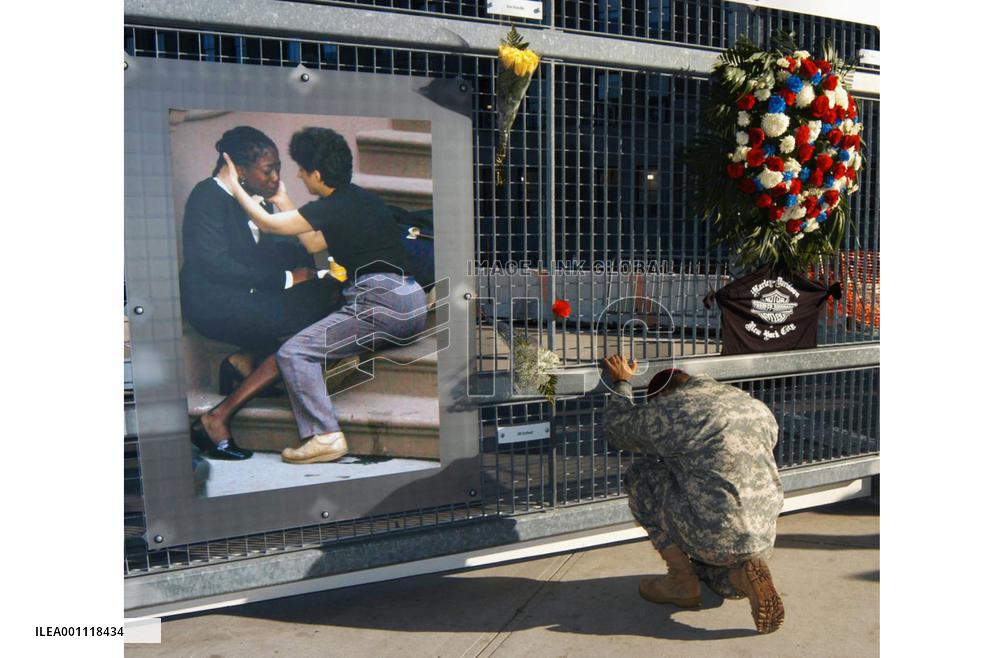 New York marks 5th anniversary of Sept. 11 terrorist attacks