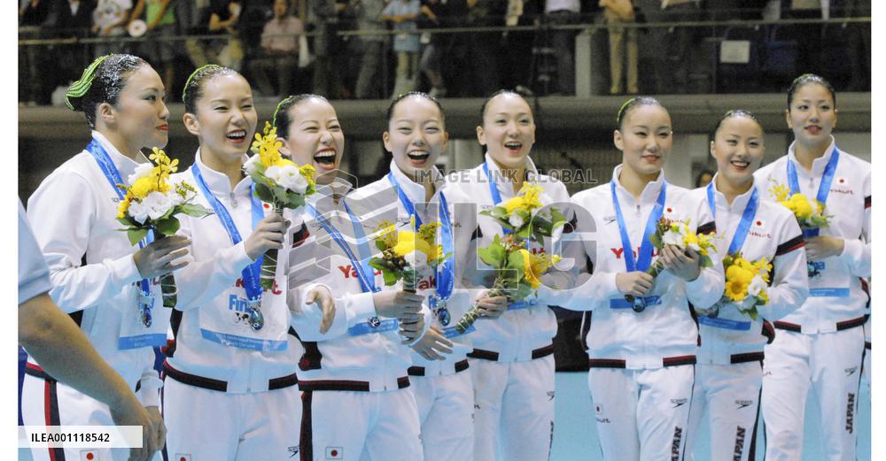 Japan takes silver in World Cup team event