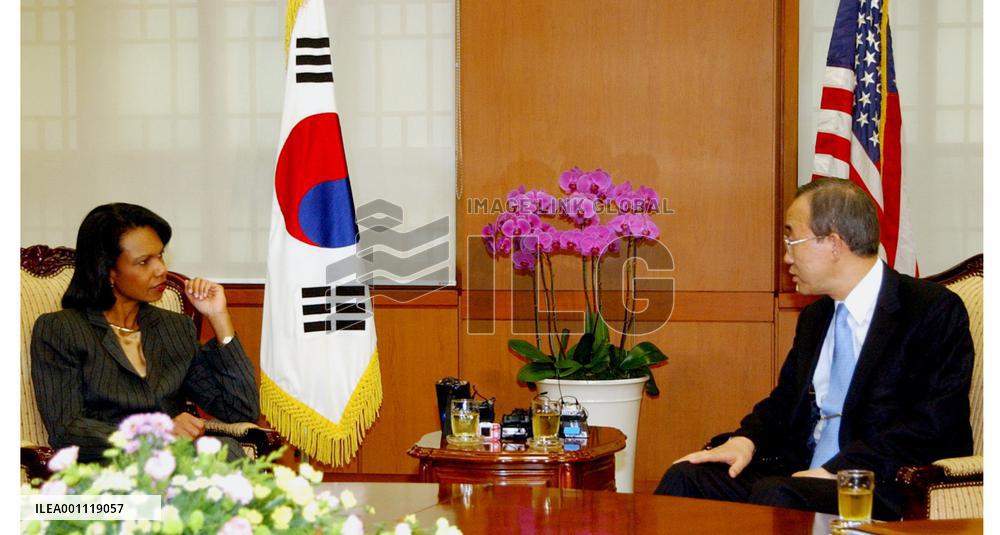 Rice meets with S. Korea's Ban