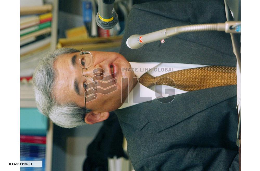 Core profit at Japan's 9 big life insurers hits record high