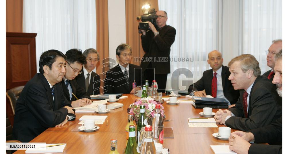 Abe tells NATO Japan won't shy from sending troops for int'l peace