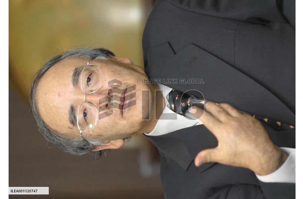 Nippon Steel seeks to realize cooperative ties with Mittal: CEO