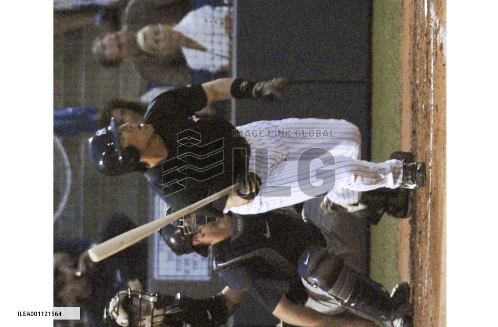 Matsui hits double in preseason game