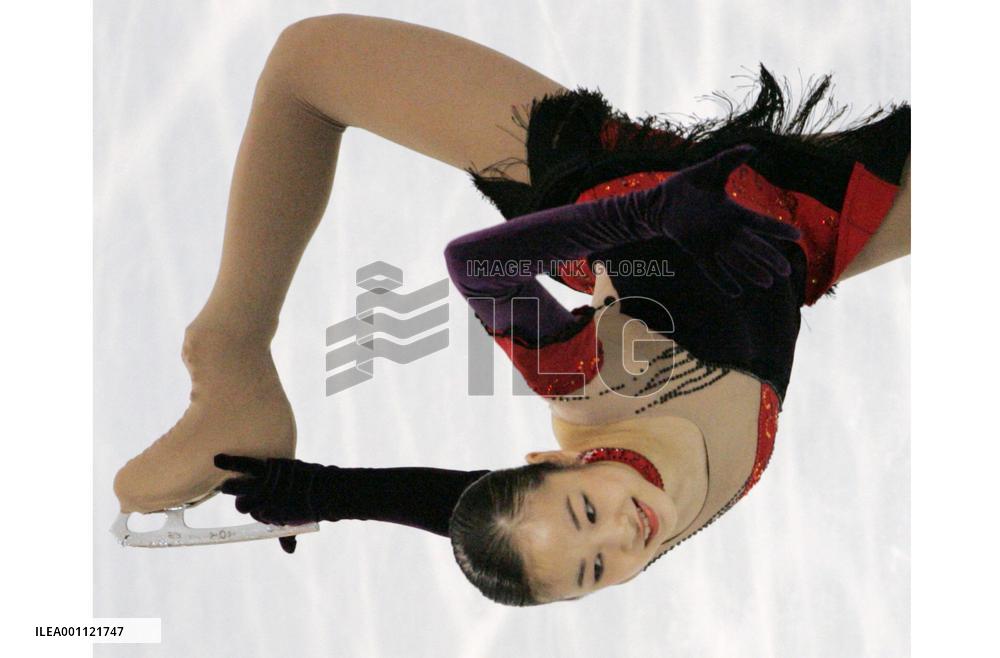 Kim steals show at worlds