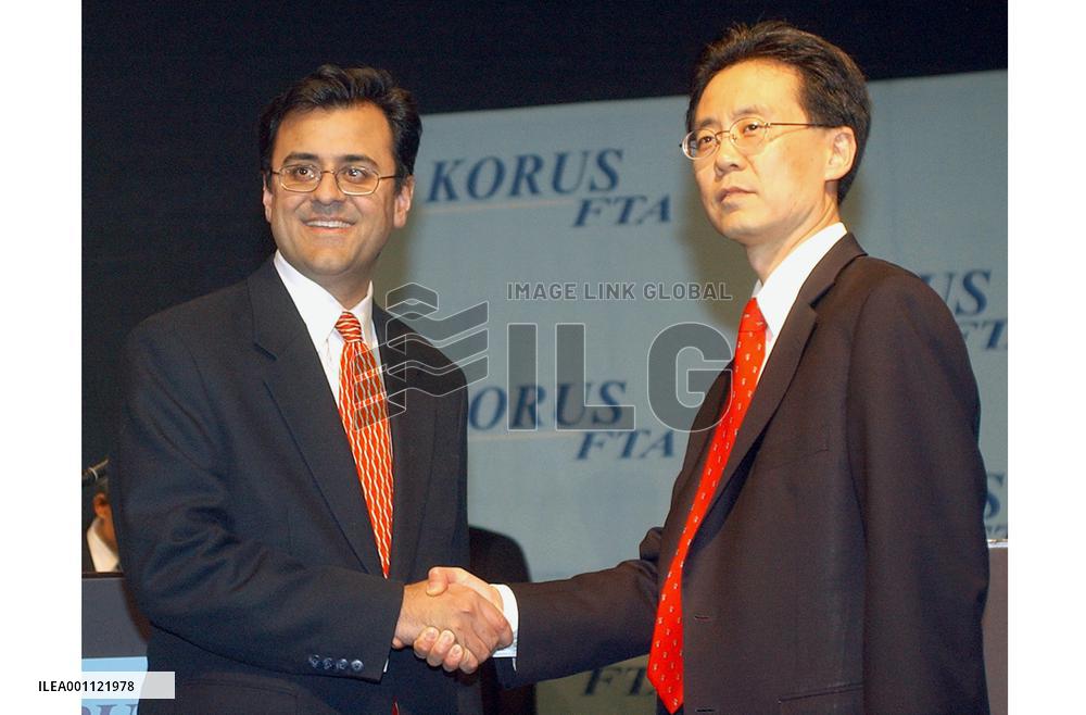 S. Korea, U.S. clinch last-minute deal on FTA