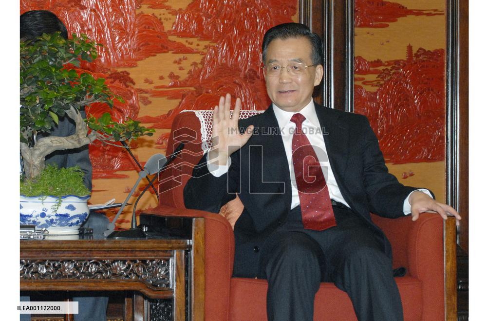 China's Wen hopes for successful Japan trip, China visit by Abe