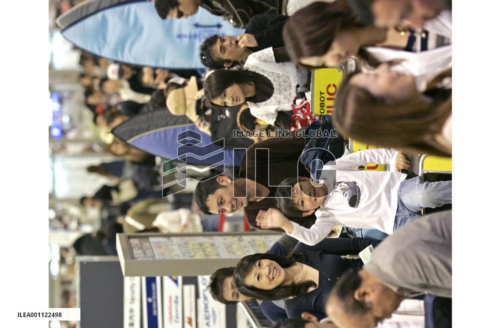 Golden Week exodus at Narita airport