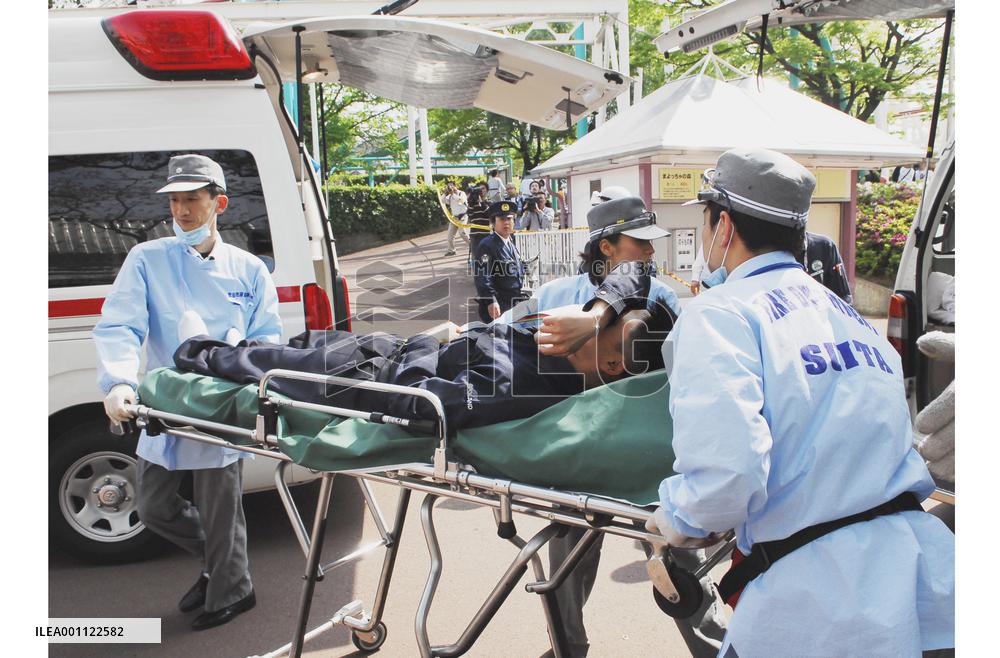 1 dies, some 20 injured in roller coaster accident in Osaka Pref.