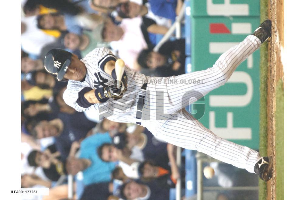 N.Y. Yankees outfielder Matsui 2-for-5 against N.Y. Mets
