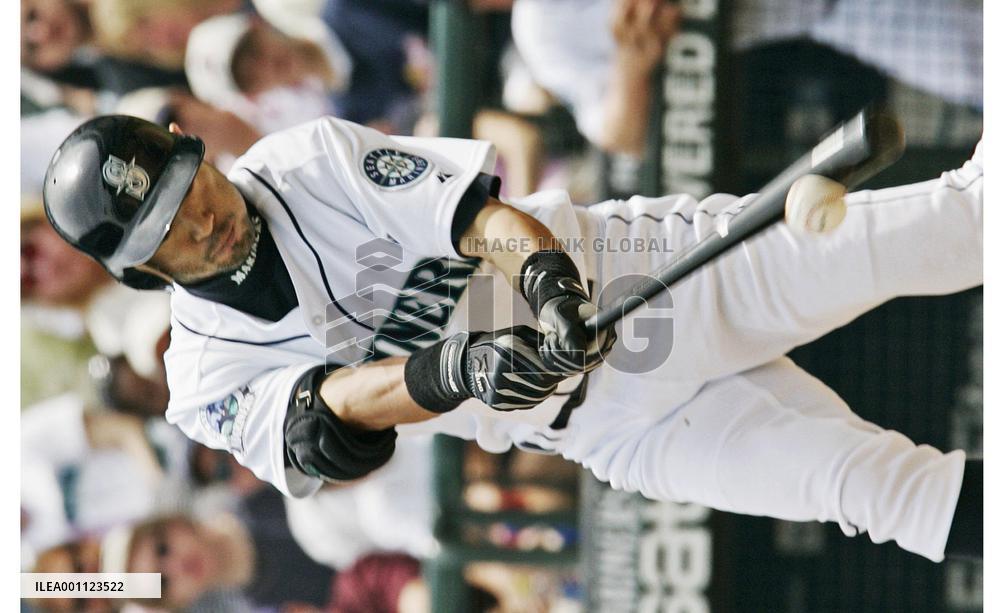 Ichiro 1-for-5 as Seattle win 8th in a row