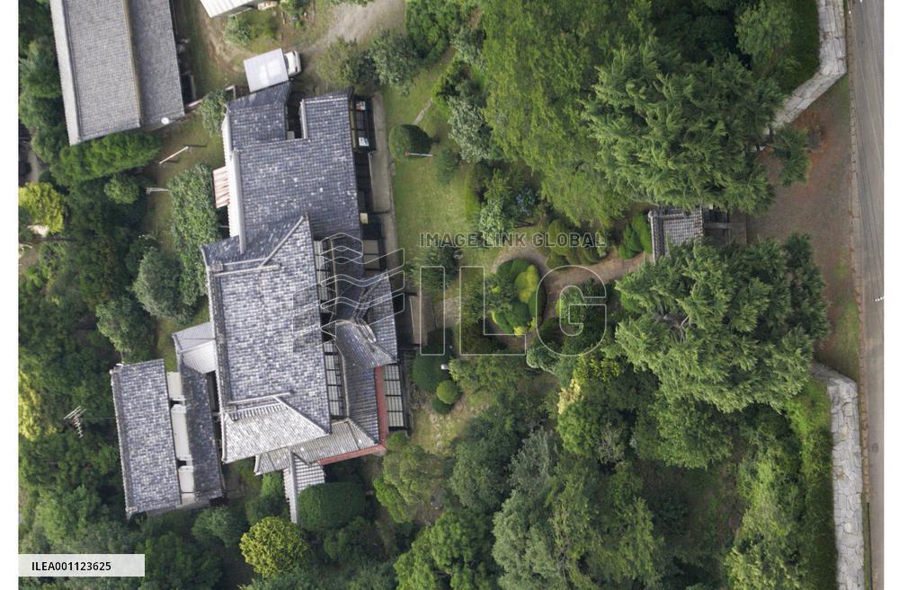 Fund scandal hits Abe's Cabinet, farm minister denies allegation