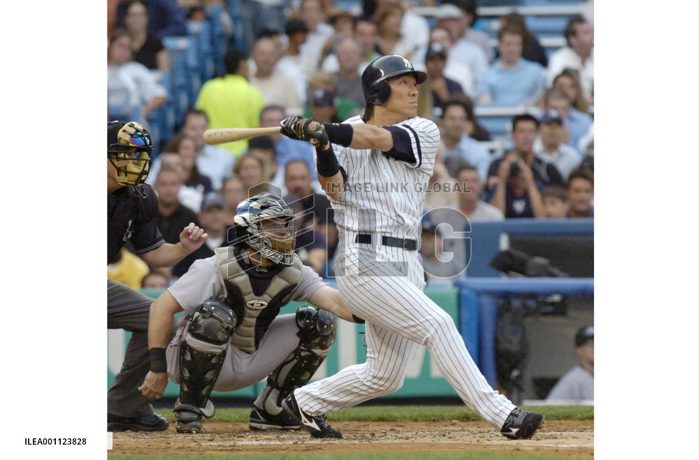 N.Y. Yankees Matsui 2-for-4 against Toronto Blue Jays
