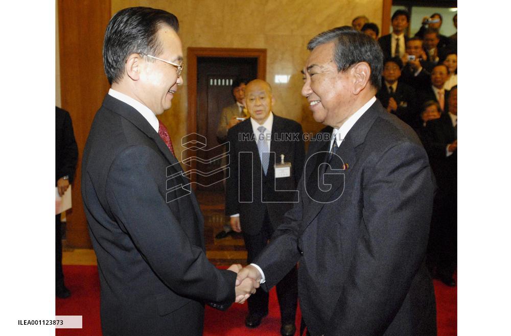 Chinese premier meets Japanese Diet Speaker Yohei Kono