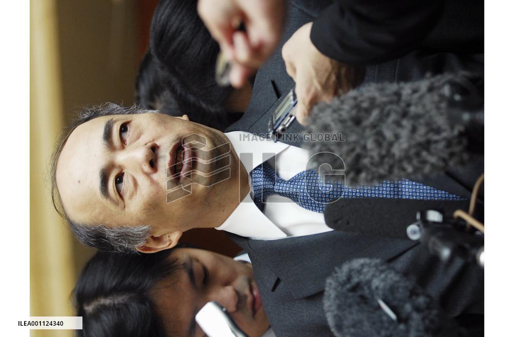 6-way envoys reach tentative deal