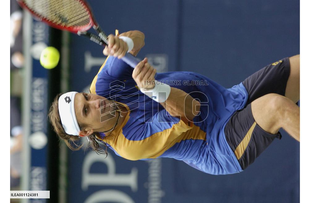 Ferrer off to winning start at Japan Open