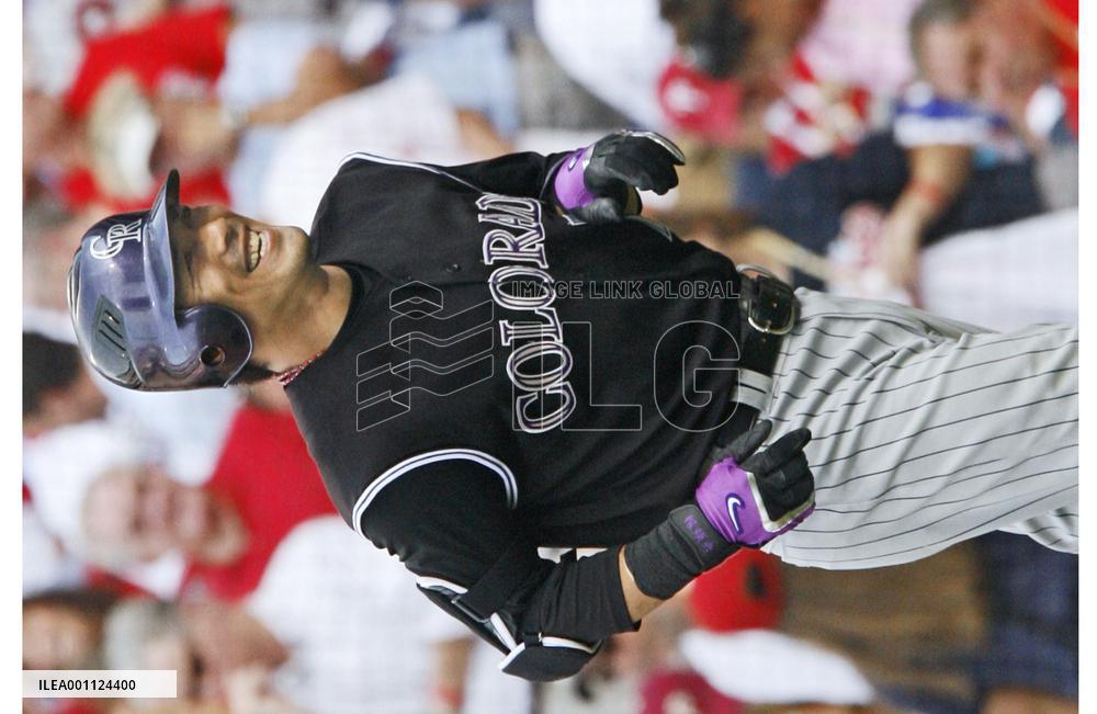 Baseball: K. Matsui explosive in Rockies postseason win