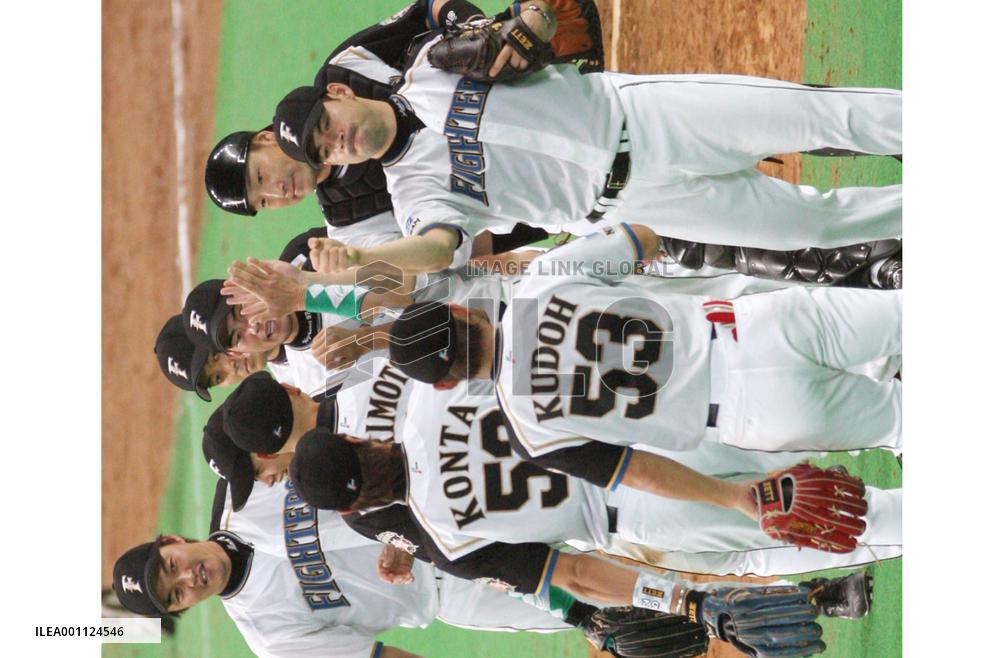 Fighters riddle Marines in 7th, 1 win from Japan Series
