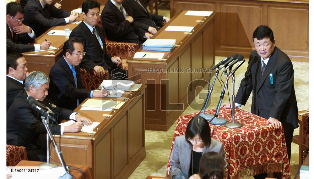 Moriya testifies at Diet over ties with ex-defense firm exec