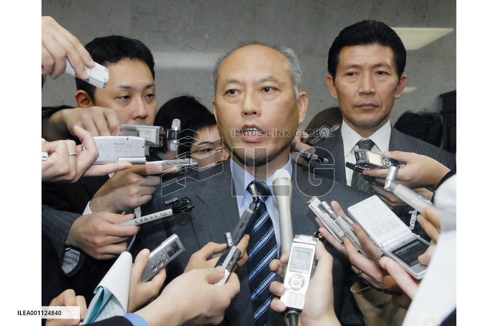 Court urges gov't to settle suits with hepatitis C patients