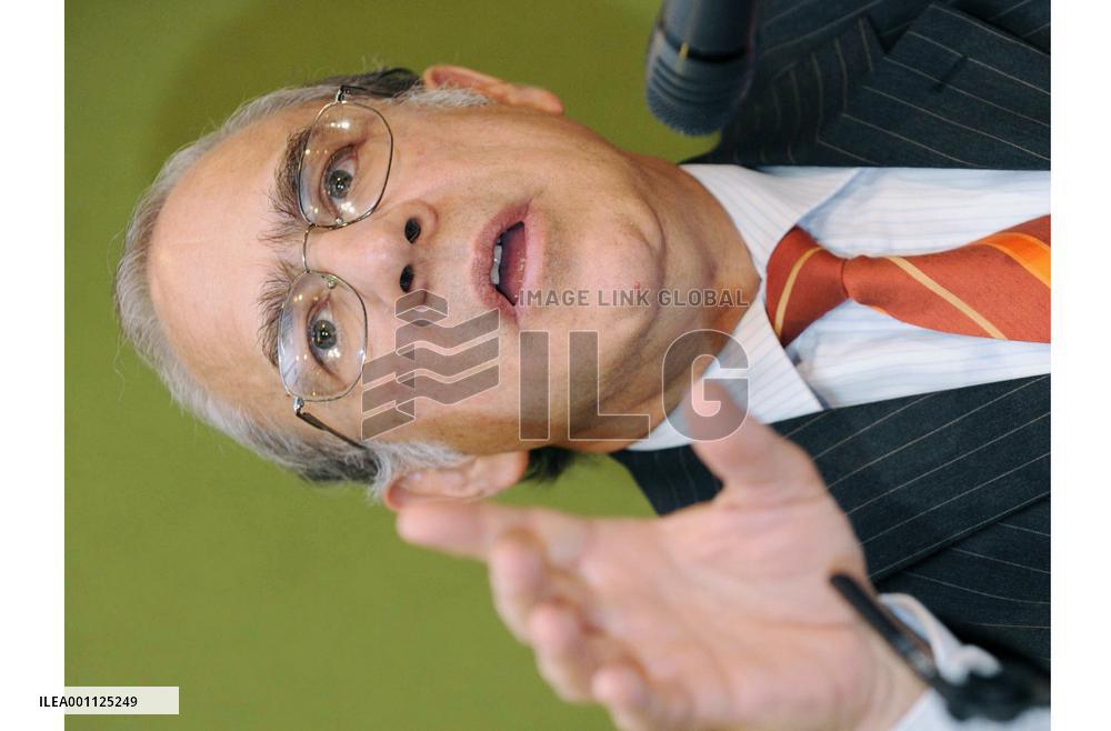 Rankings of Japan students fall in all 3 OECD academic tests