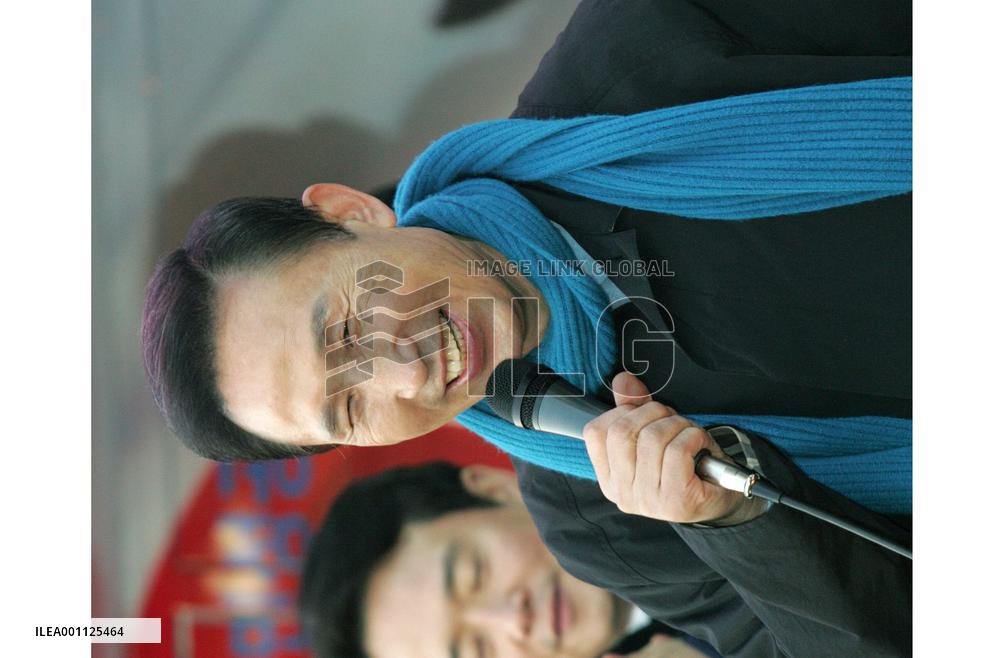 S. Korea parliament votes to reopen probe on presidential hopeful