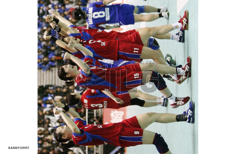 S. Korea downs Japan in women's handball replay