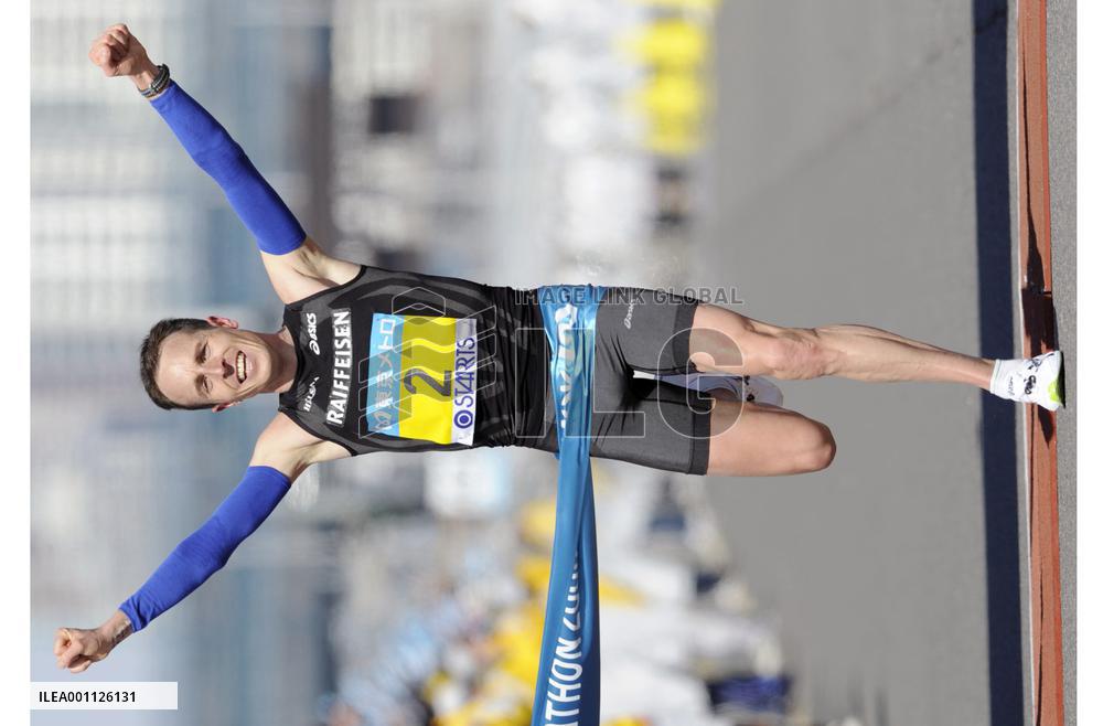 Rothlin wins Tokyo Marathon, Japan's Fujiwara 2nd