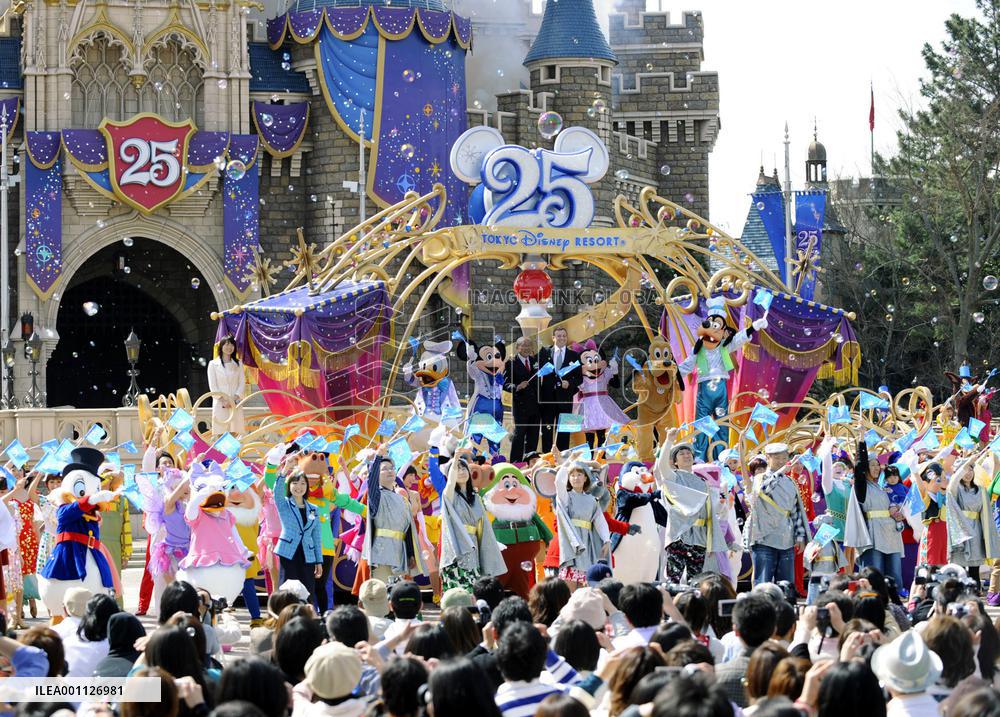 Tokyo Disneyland marks 25th anniversary