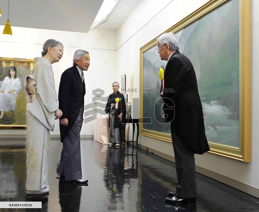 Emperor, empress attend Japan Art Academy award ceremony