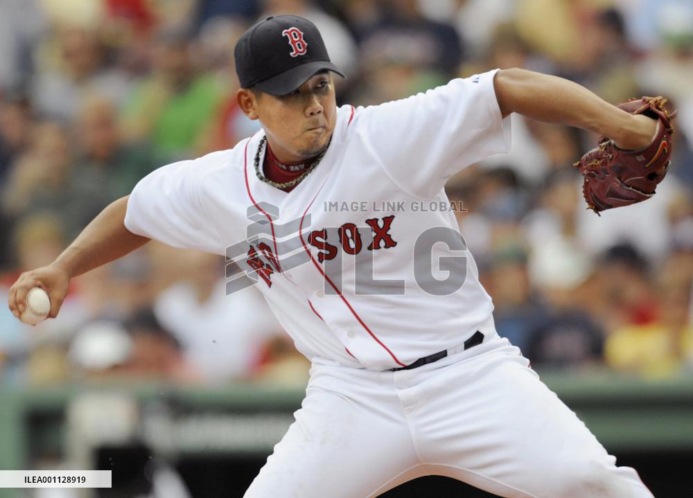 Matsuzaka gets 12th win as Red Sox beat A's