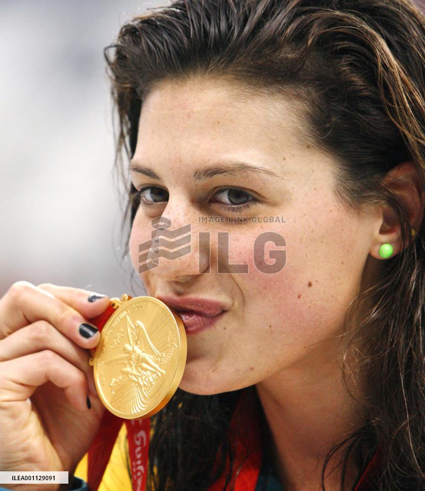 Rice sets world mark in winning women's 400m individual medley