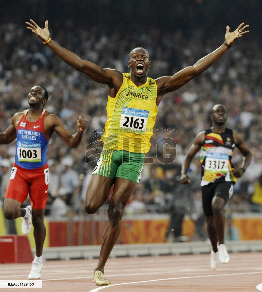 Jamaica's Bolt wins men's 200m athletics final