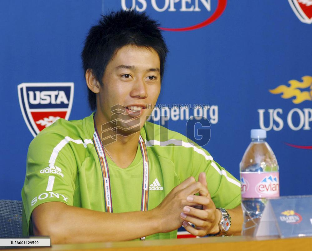 Japan's Nishikori advances to 3rd round in U.S. Open
