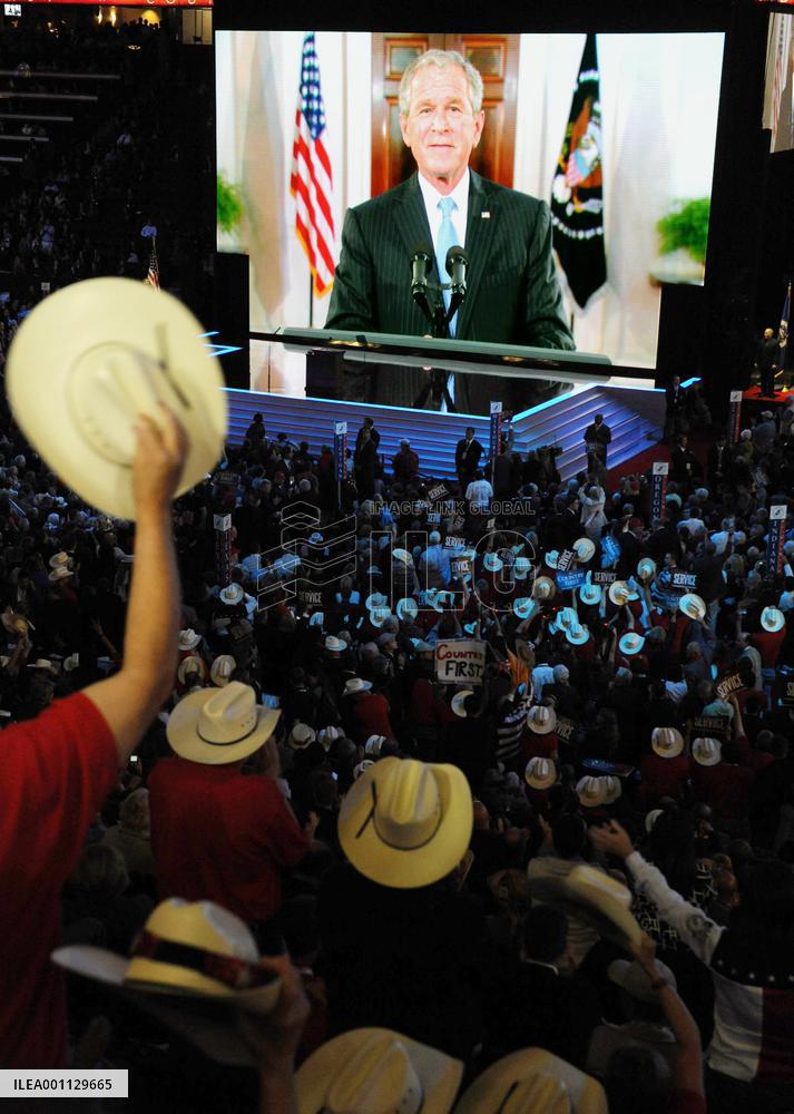 Bush calls McCain 'the man we need' in convention address