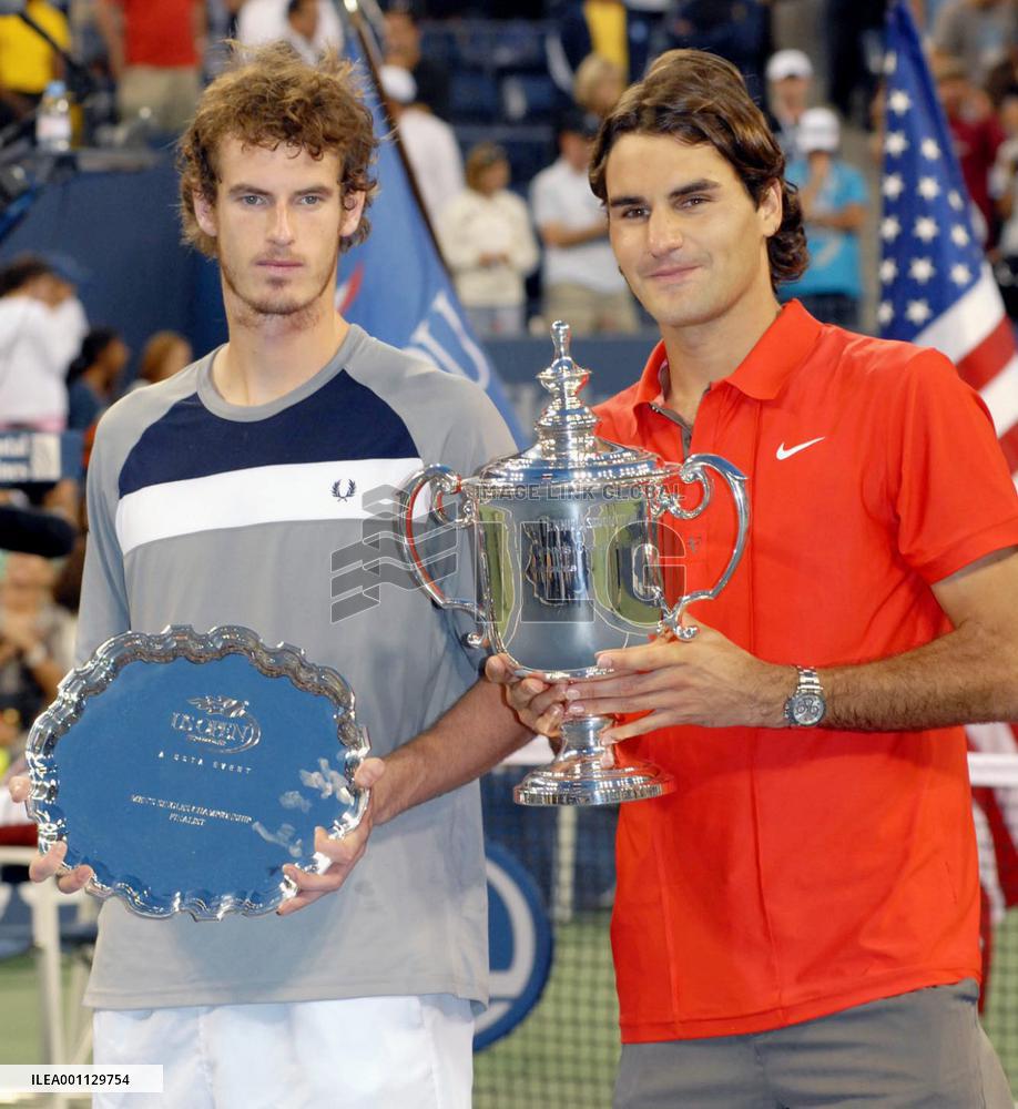 Federer wins 5th straight U.S. Open men's singles title