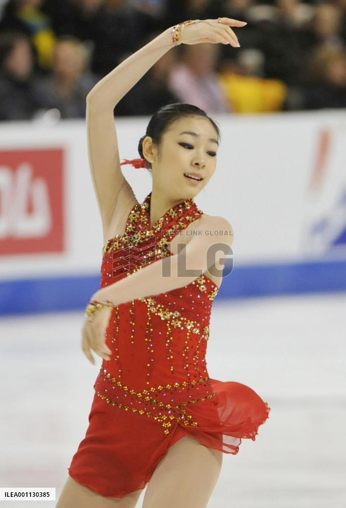 S. Korea's Kim Yu Na wins Skate America int'l figure skating