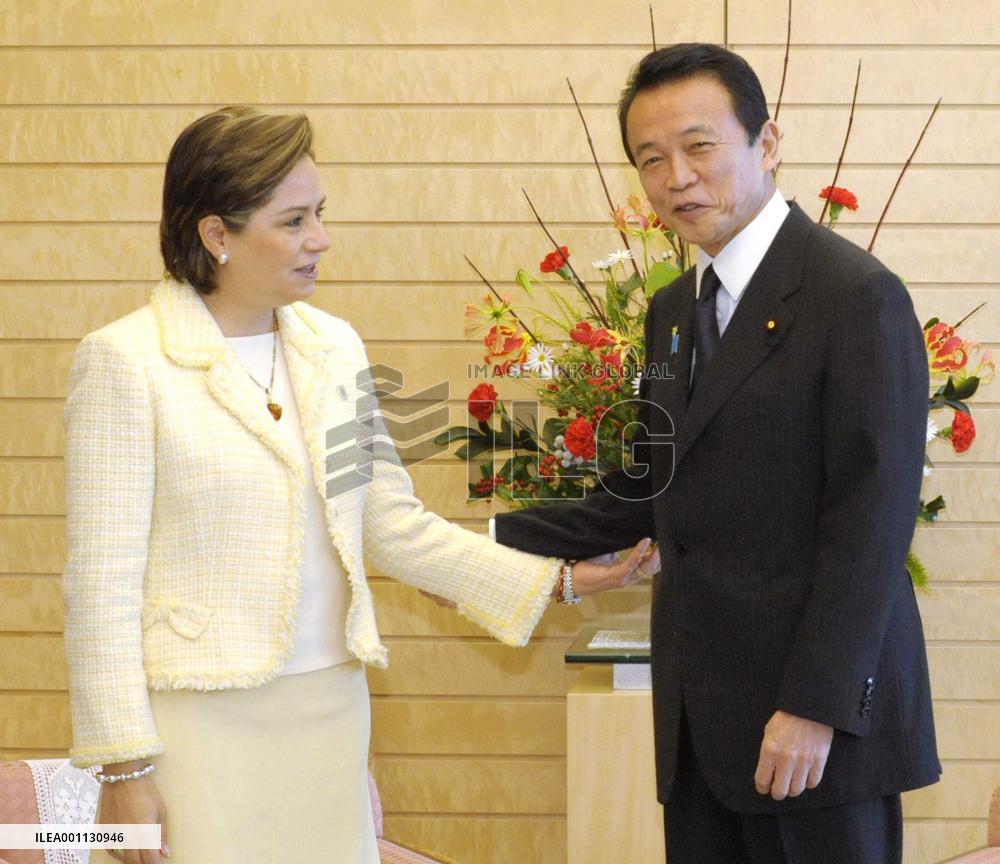 Prime Minister Aso meets with Mexican Foreign Minister Espinoza