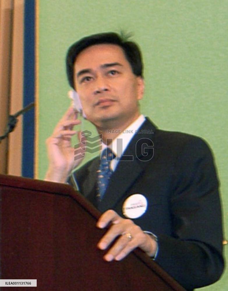 Thai PM seeks to reassure Japanese business, tourists