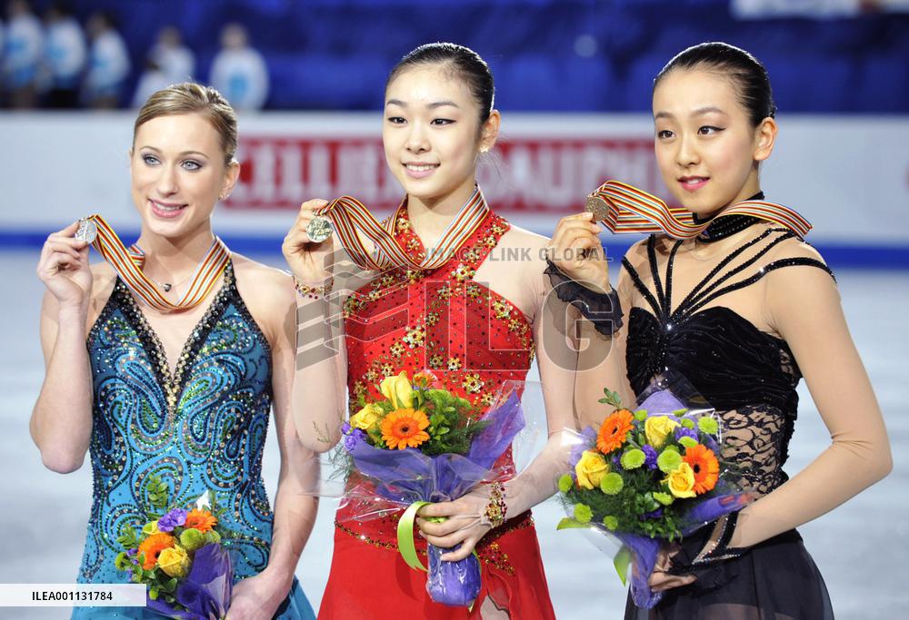 Kim Yu Na wins women's title at Four Continents figure skating