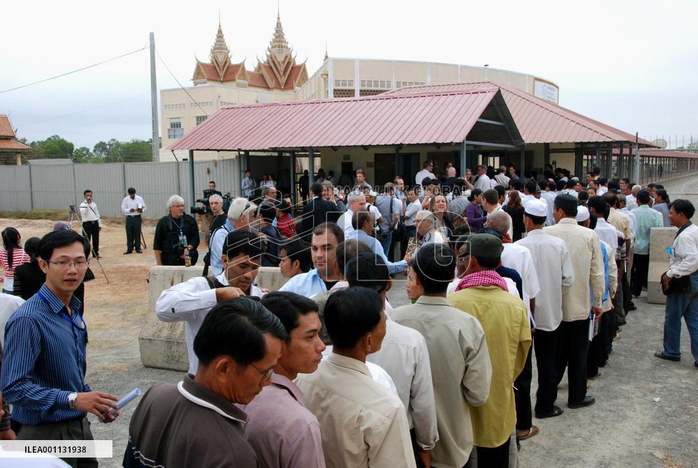 U.N.-backed court opens 1st hearing on ex-Khmer Rouge jailer