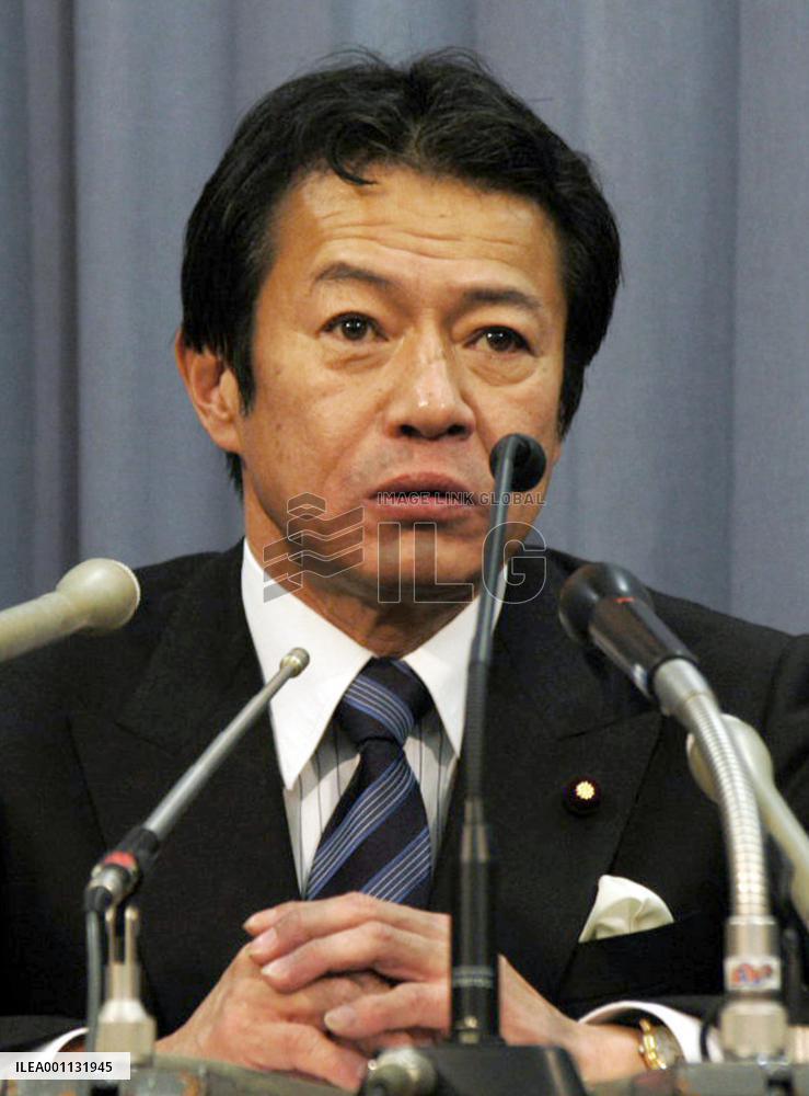 Nakagawa to resign over poor performance at G-7 press conference