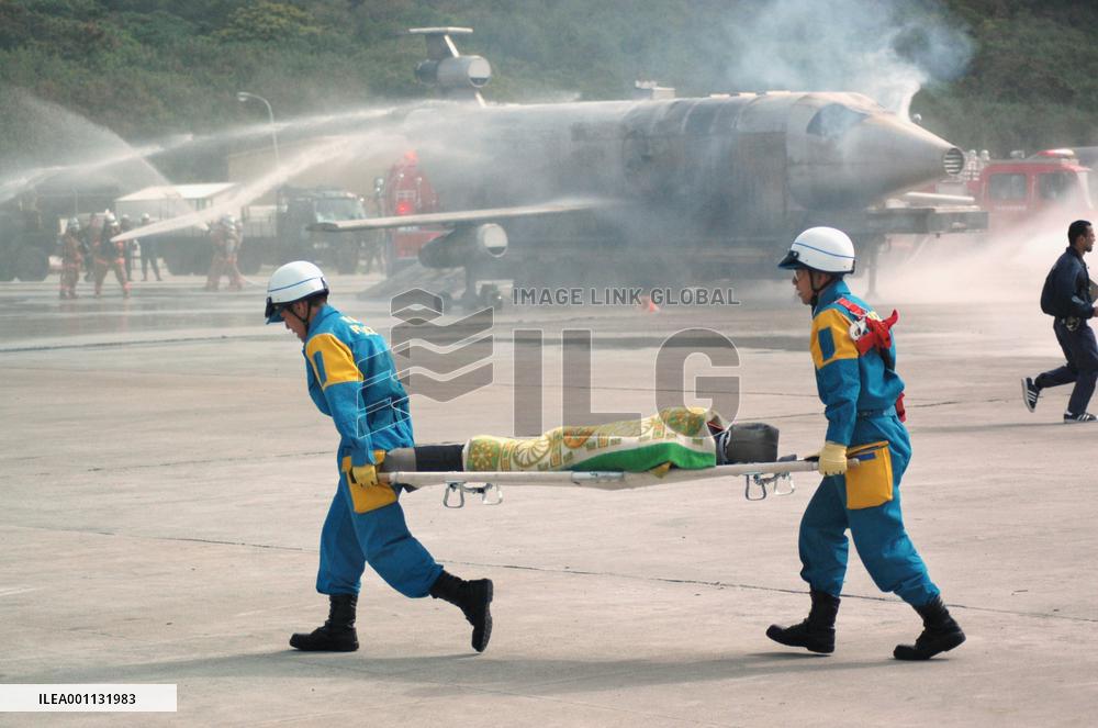 Japan, U.S. hold joint drill for U.S. military plane crash