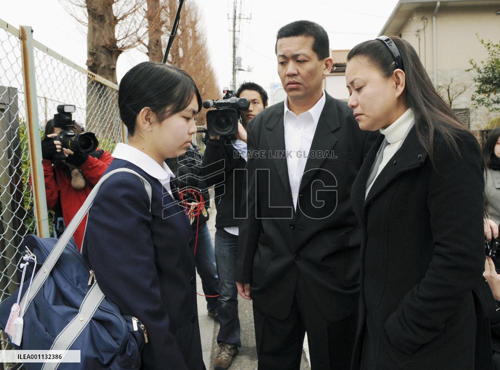 Father of 13-year-old Filipino girl detained over illegal stay