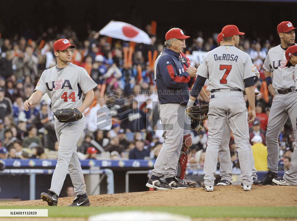Japan beats U.S. 9-4 in WBC semifinal in Los Angeles