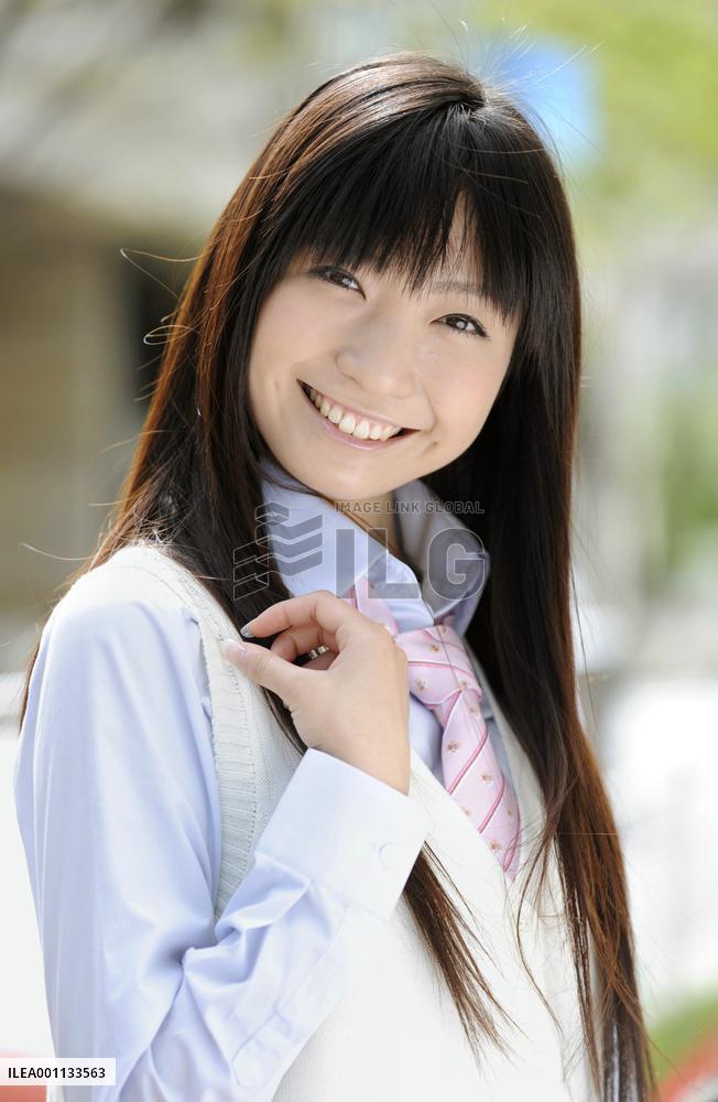 'Pretty ambassadors' trot globe to promote Japanese pop culture