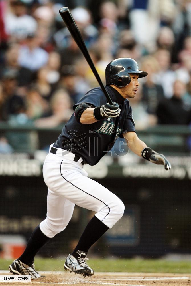 Seattle Mariners' Ichiro 1-for-5 against Oakland Athletics