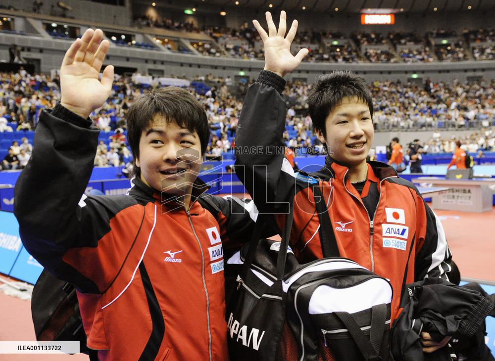 Mizutani, Kishikawa advance to semifinals in men's doubles