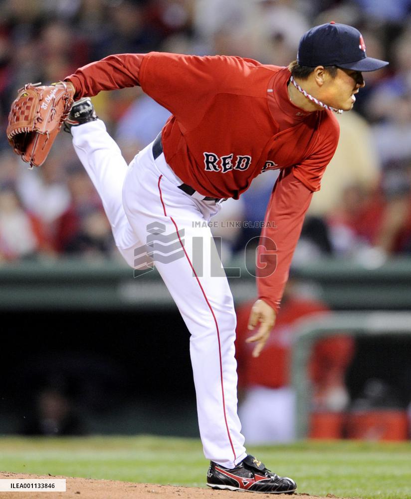 Boston Red Sox pitcher Okajima against Tampa Bay Rays