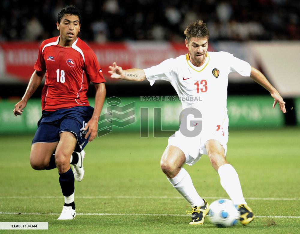 Chile and Belgium play out 1-1 draw in Kirin Cup