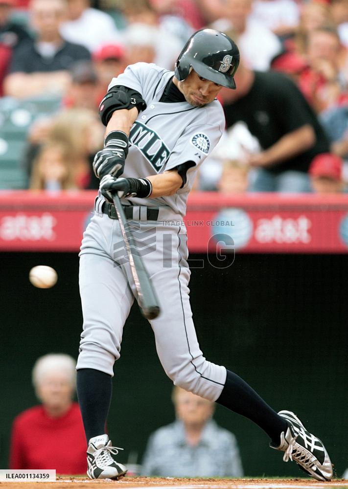 Seattle Mariners' Ichiro extends hitting streak to 23 games